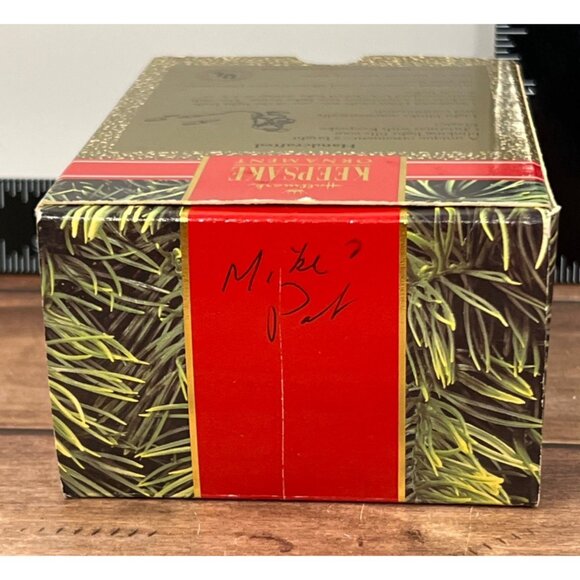 1990 HALLMARK KEEPSAKE ORNAMENT QLX733-3 HOLIDAY FLASH GNOME CAMERA MAGIC - Picture 5 of 8